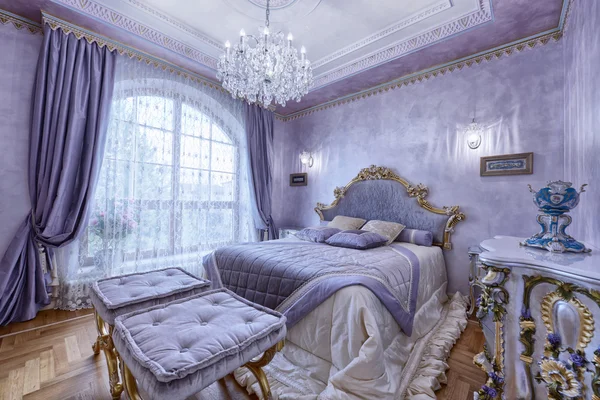 5 Bedroom Apartment